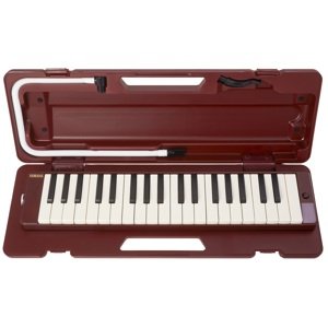 Yamaha P-37D