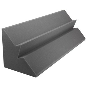 Pyramid Bass trap Apex