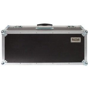 Razzor Cases Pedalboard 650x250 with storage space in the lid