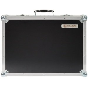 Razzor Cases Pedalboard 700x420