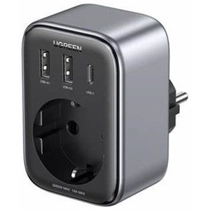 Ugreen 90613 Outlet Extender and Quick Charger (1 AC outlet + 30W 2A1C